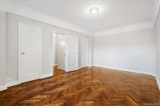 45 Popham Road 1E, Scarsdale, NY 10583