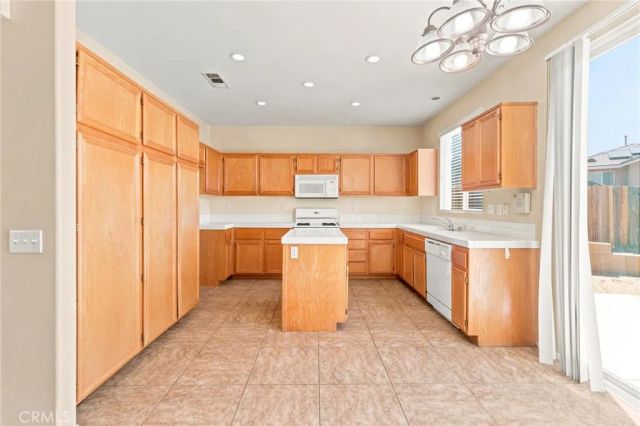 13152 Solar Bay, Victorville, CA 92394