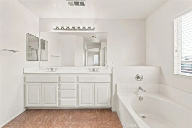 13152 Solar Bay, Victorville, CA 92394