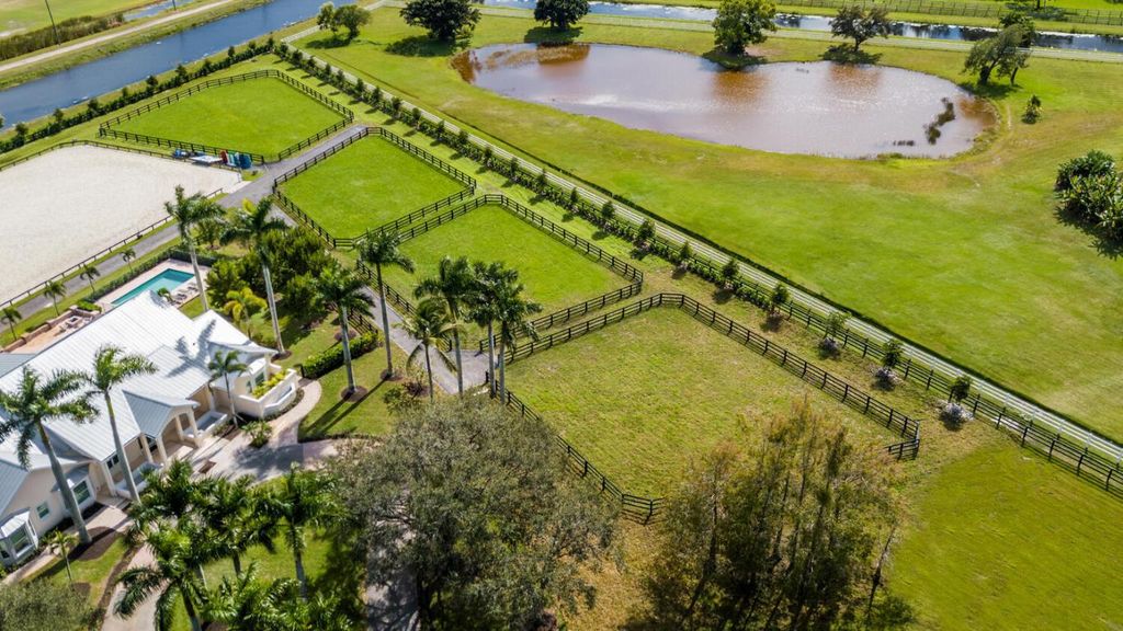 Image 18 of property listing at 15316 Estancia Lane, Wellington, FL 33414