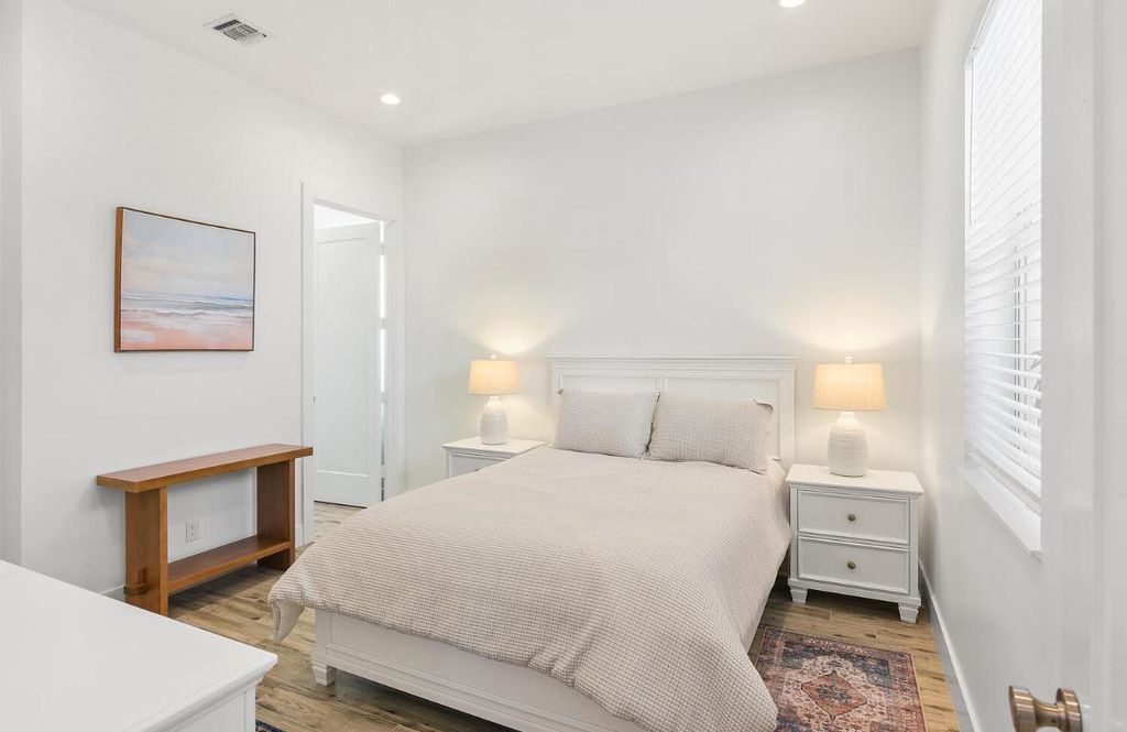 Image 28 of property listing at 15316 Estancia Lane, Wellington, FL 33414