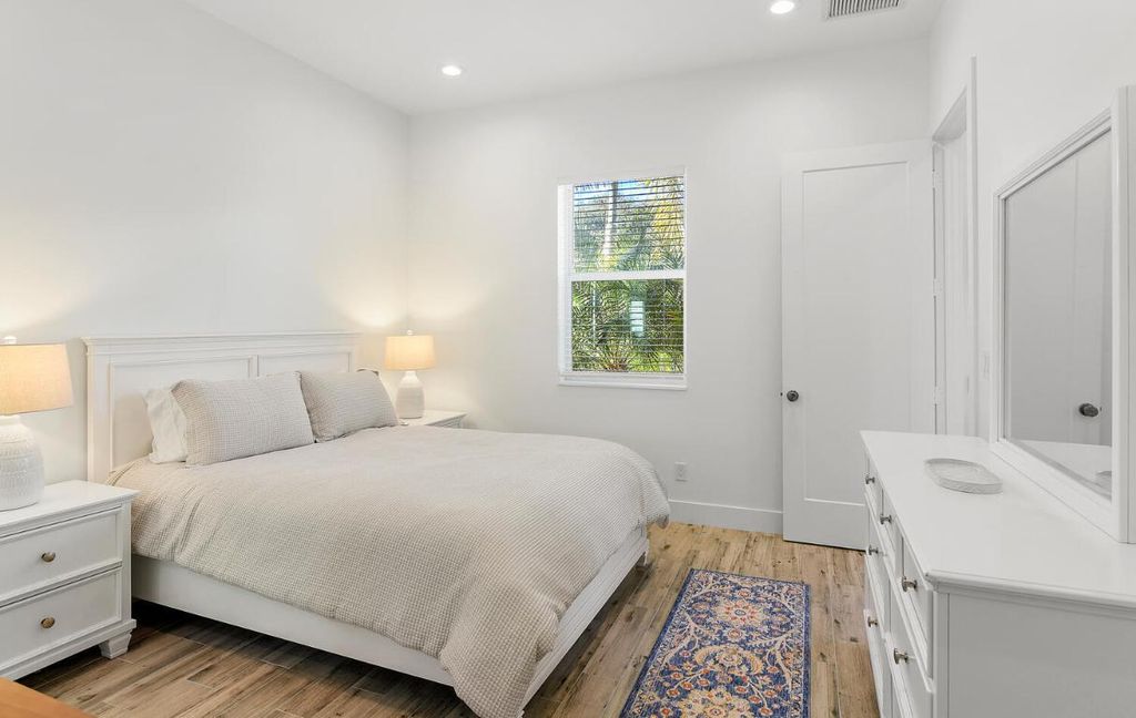 Image 29 of property listing at 15316 Estancia Lane, Wellington, FL 33414