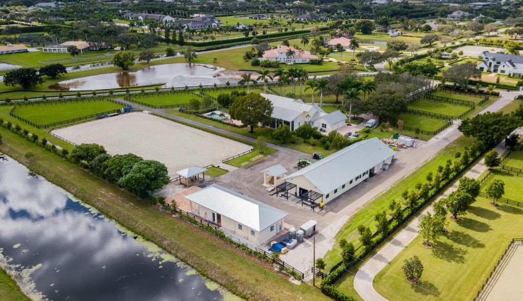 Image 38 of property listing at 15316 Estancia Lane, Wellington, FL 33414