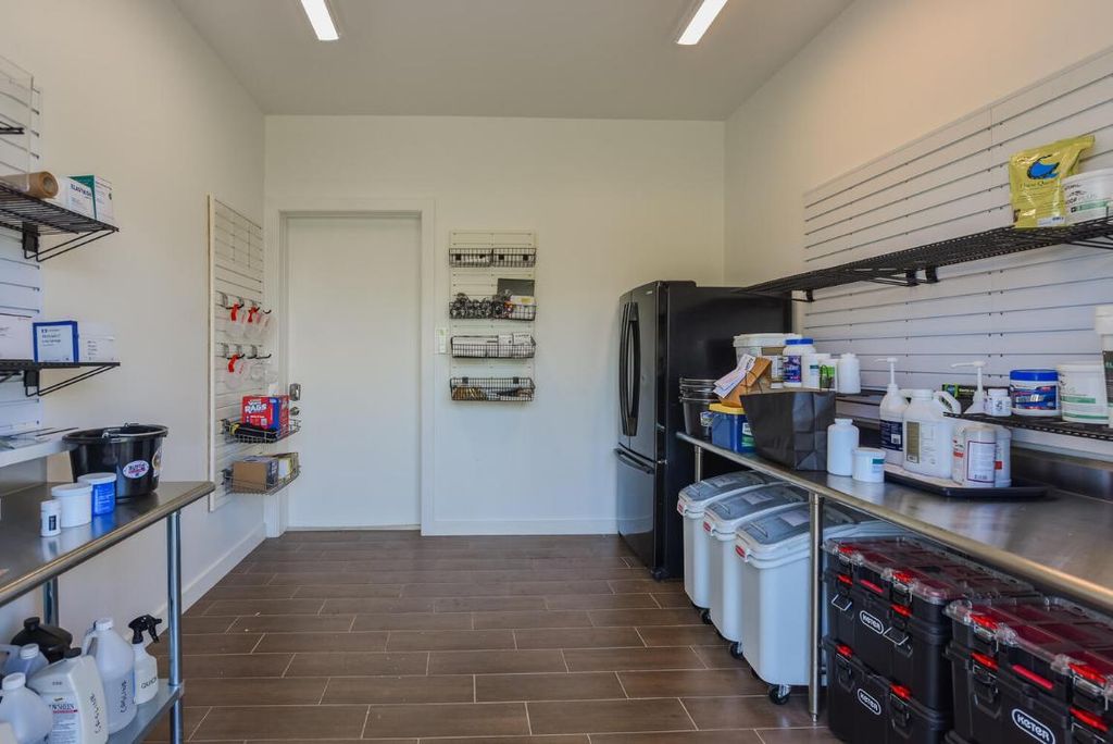 Image 6 of property listing at 15316 Estancia Lane, Wellington, FL 33414