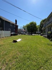 275 N Maple Ave, East Orange City, NJ 07017