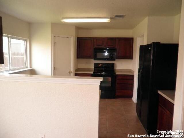 9611 Copper Falls, Converse, TX 78109