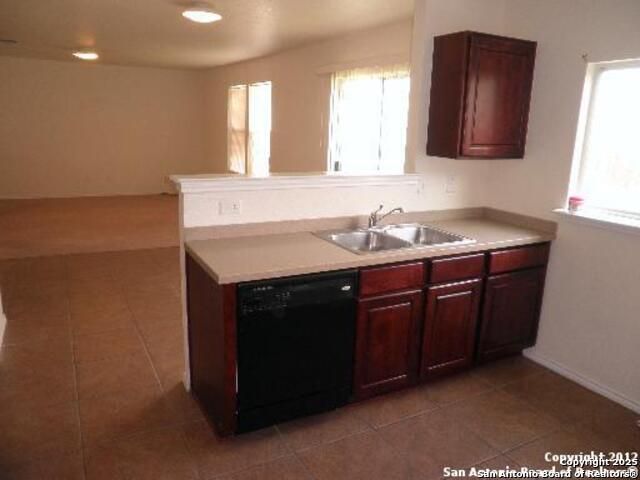 9611 Copper Falls, Converse, TX 78109