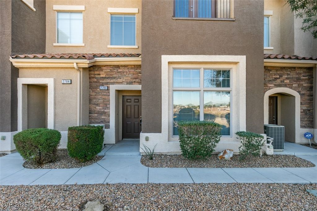 2786 Fountain Ridge Lane, Henderson, NV 89074