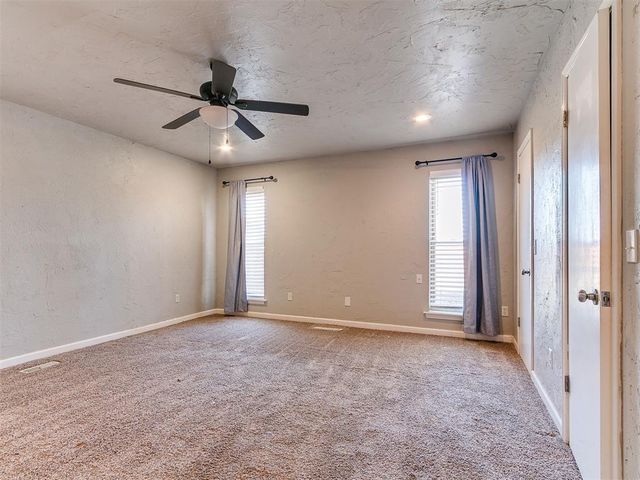 605 SE 34th Street, Moore, OK 73160