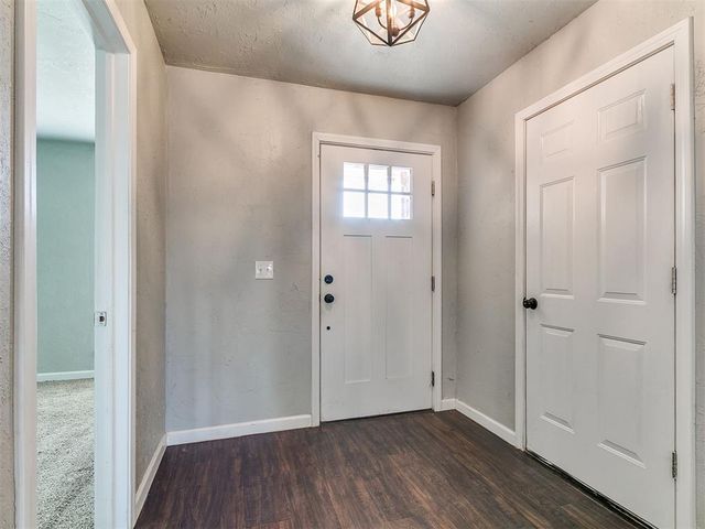 605 SE 34th Street, Moore, OK 73160