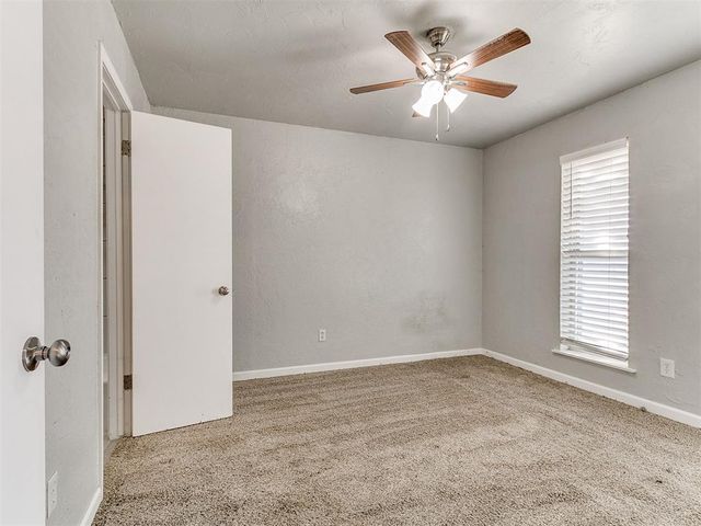 605 SE 34th Street, Moore, OK 73160