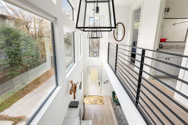 2804 E 22nd ST B, Austin, TX 78722