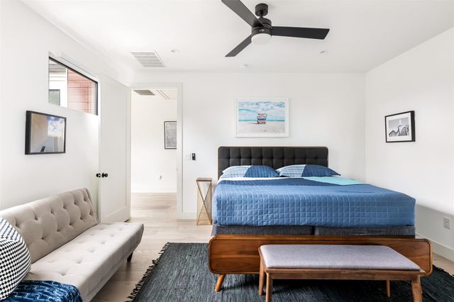 2804 E 22nd ST B, Austin, TX 78722