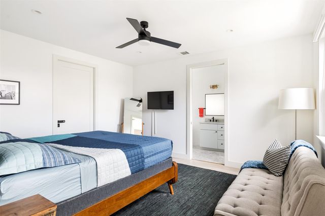 2804 E 22nd ST B, Austin, TX 78722