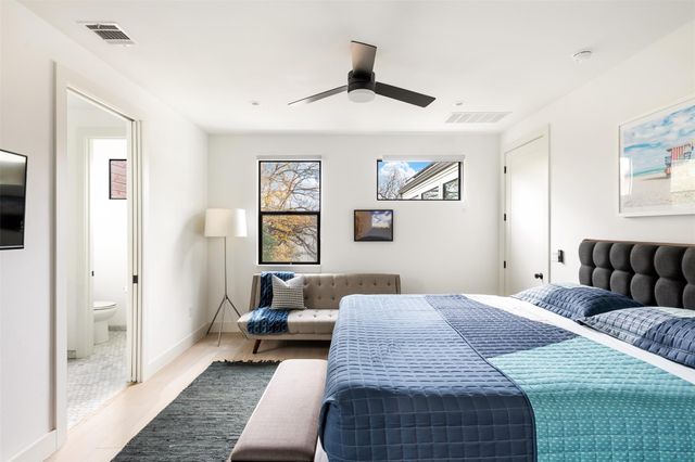 2804 E 22nd ST B, Austin, TX 78722