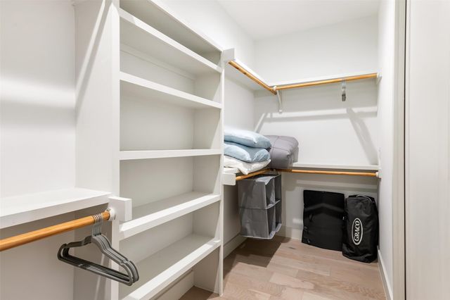 2804 E 22nd ST B, Austin, TX 78722