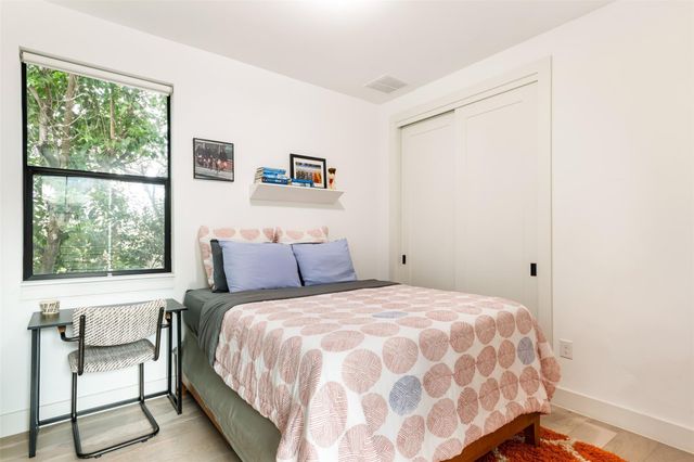 2804 E 22nd ST B, Austin, TX 78722