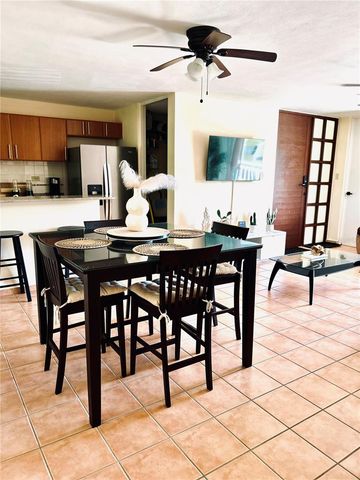 187 SECTOR EL MARTILLO, BARRIO MEDIANIA ALTA F-304, Loiza, PR 00772