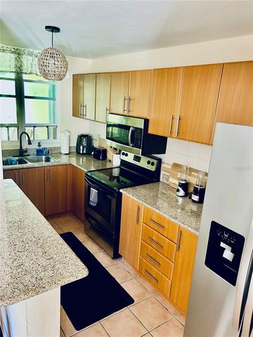 187 SECTOR EL MARTILLO, BARRIO MEDIANIA ALTA F-304, Loiza, PR 00772