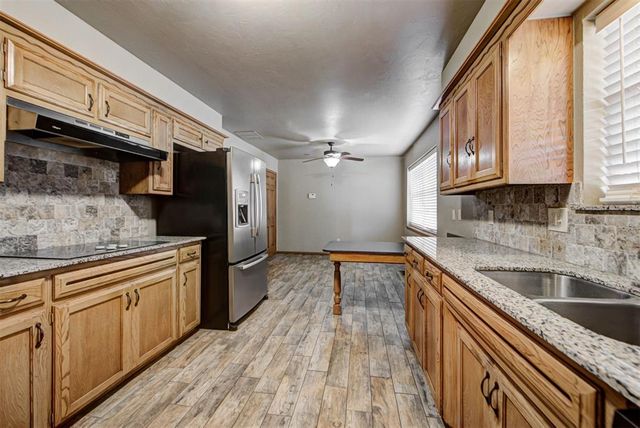 7400 NW 26th Street, Bethany, OK 73008