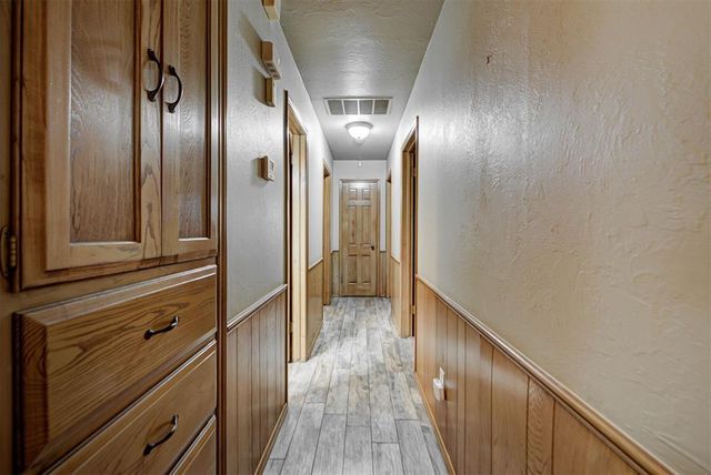 7400 NW 26th Street, Bethany, OK 73008