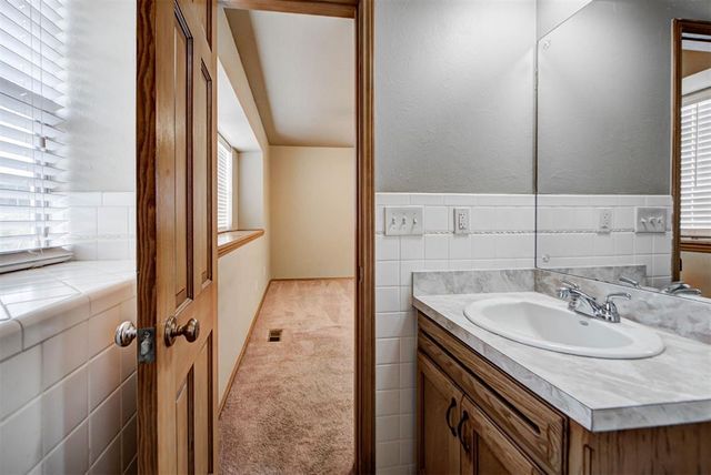 7400 NW 26th Street, Bethany, OK 73008
