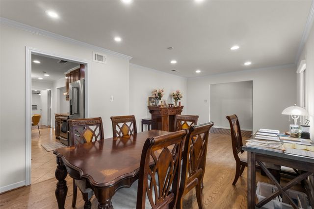 908 Vinecrest Lane, Richardson, TX 75080
