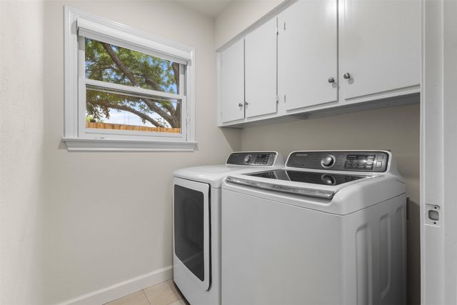 908 Vinecrest Lane, Richardson, TX 75080