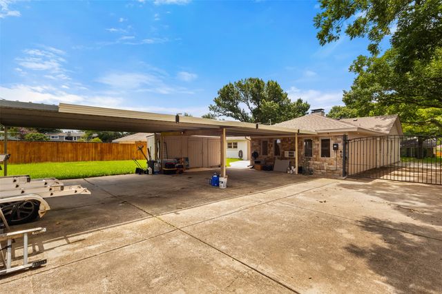 908 Vinecrest Lane, Richardson, TX 75080