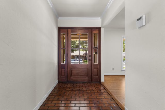 908 Vinecrest Lane, Richardson, TX 75080