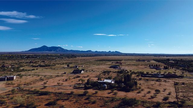 10300 E Vista Monanas Road 4, Hereford, AZ 85615