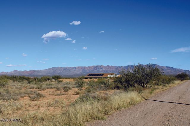 10300 E Vista Monanas Road 4, Hereford, AZ 85615
