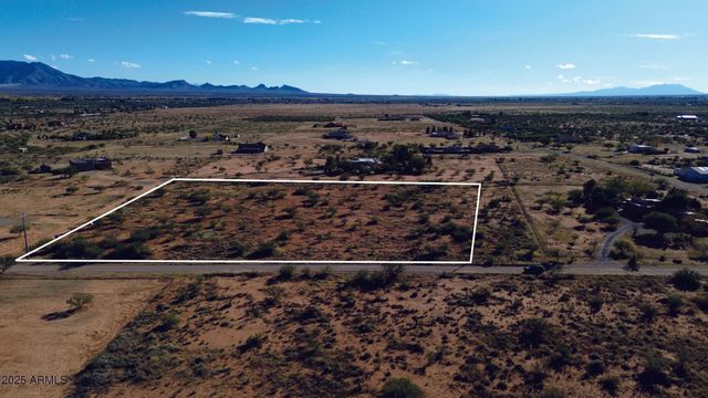 10300 E Vista Monanas Road 4, Hereford, AZ 85615