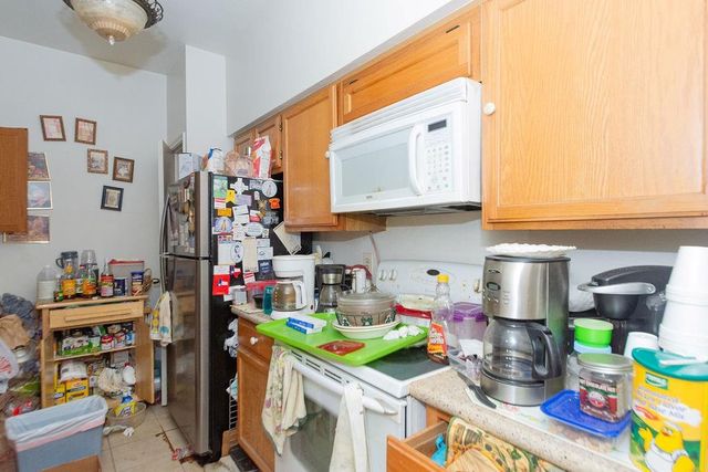 17597 Red Oak Drive 7597, Houston, TX 77090