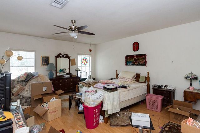 17597 Red Oak Drive 7597, Houston, TX 77090