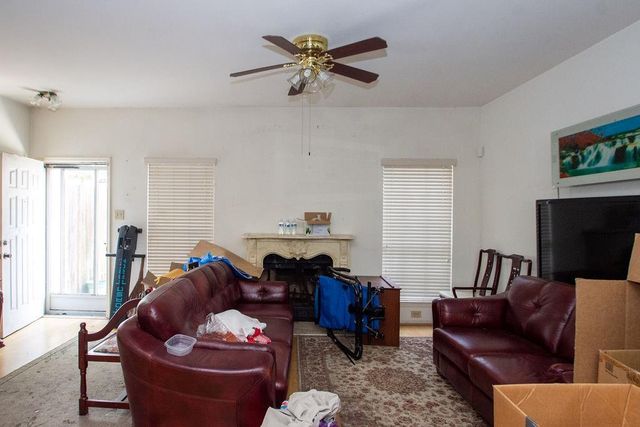 17597 Red Oak Drive 7597, Houston, TX 77090