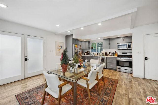 3115 Strongs Drive, Venice, CA 90292