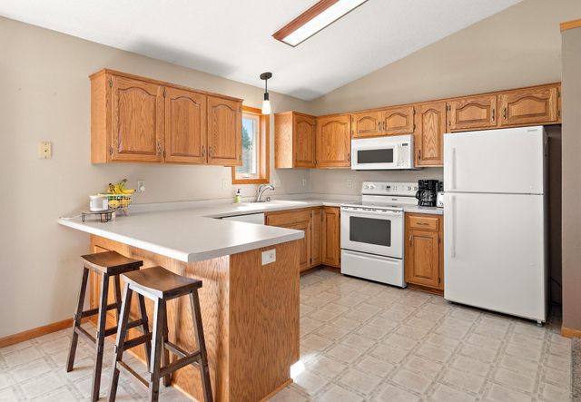 1315 Science Avenue NW, New Prague, MN 56071