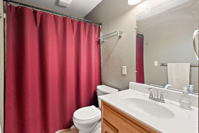 1315 Science Avenue NW, New Prague, MN 56071