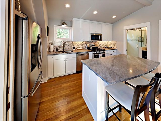 2206 Iva LN B, Austin, TX 78704