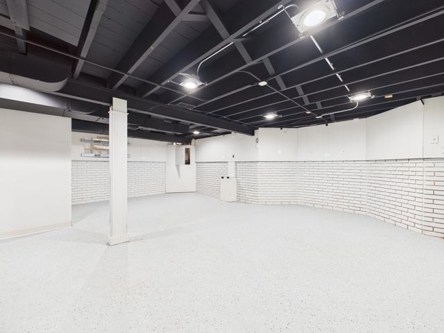 10615 S Vernon Avenue, Chicago, IL 60628