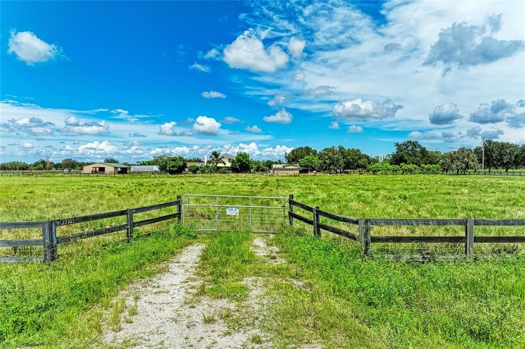 23221 63RD AVENUE E, Bradenton, FL 34211