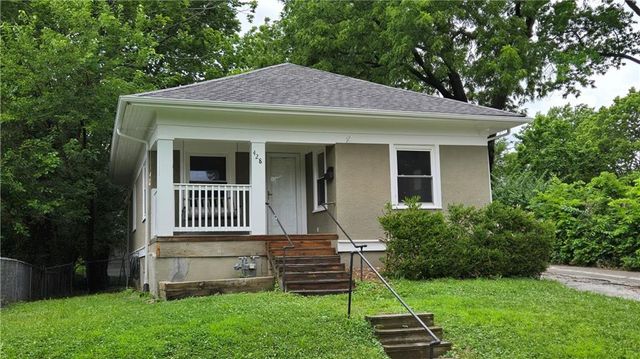 428 N Eubank Street, Independence, MO 64050