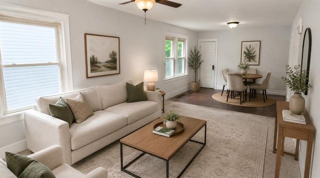 428 N Eubank Street, Independence, MO 64050