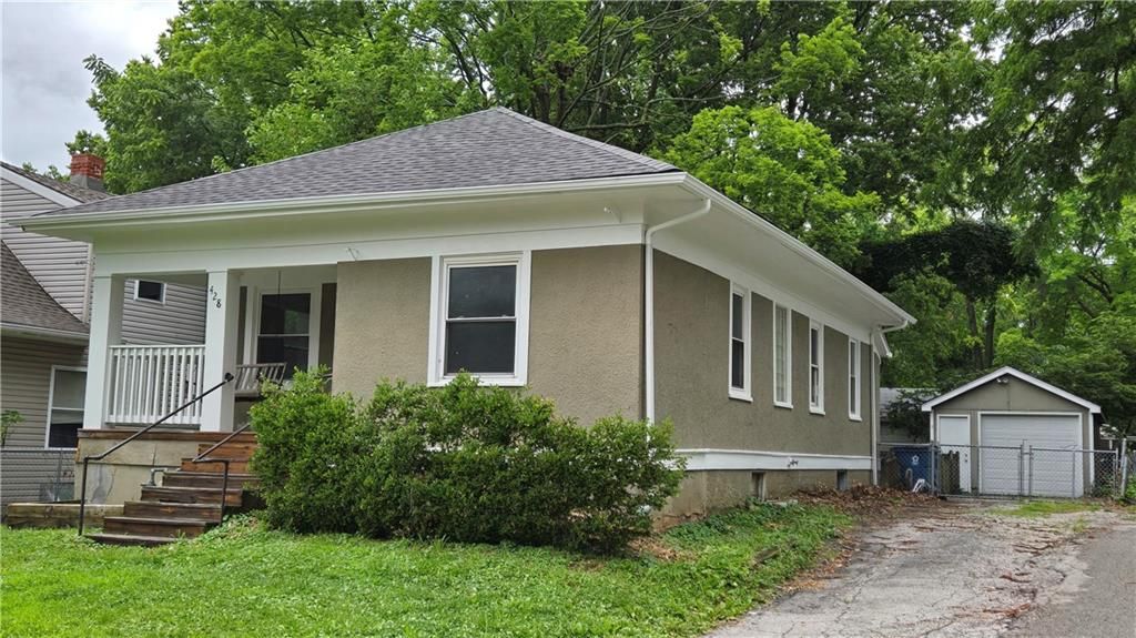 428 N Eubank Street, Independence, MO 64050