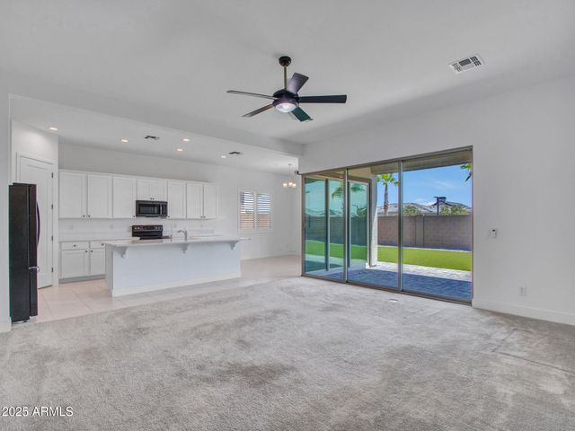 153 S 156TH Drive, Goodyear, AZ 85338