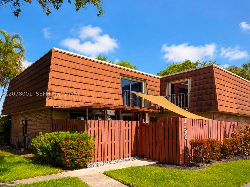 1200 SW 118th Ter 1200, Davie, FL 33325