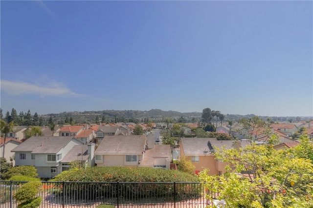 16140 Ridgeview, La Mirada, CA 90638