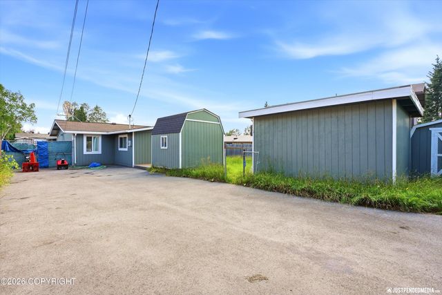 2101 W 46TH Avenue, Anchorage, AK 99517