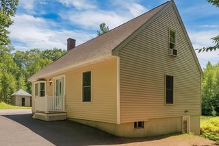 141 Fort Point Road, Alton, NH 03810